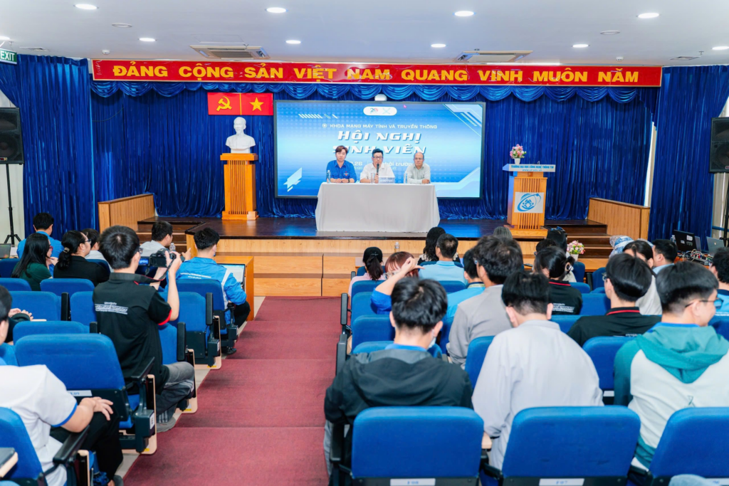 Hội nghị Sinh viên Khoa Mạng máy tính và Truyền thông năm 2026 2 image 238