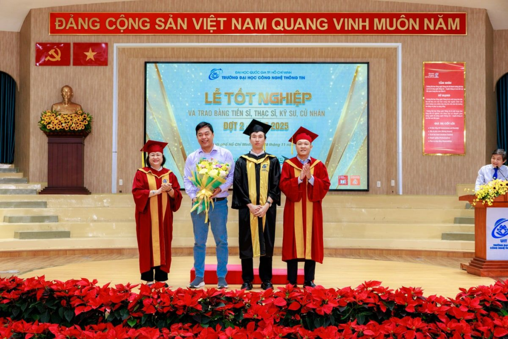TS. Phan Thế Duy: Kiên định theo đuổi an toàn thông tin trong kỷ nguyên AI 2 image 21