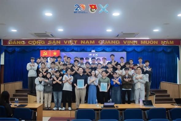 RECAP TALKSHOW “BE A DEVOPS ENGINEER: GLOBAL WORK X AI POWER” 1 image 31